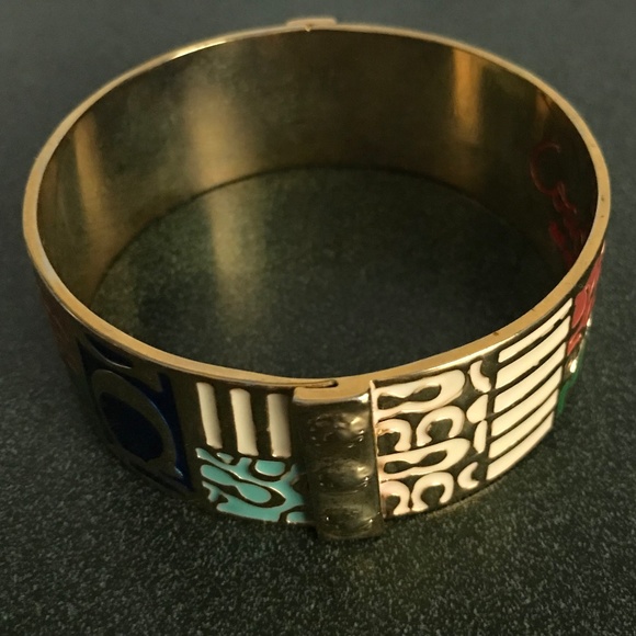 Coach Signature C Gold Bangle Bracelet 1” - Picture 5 of 15